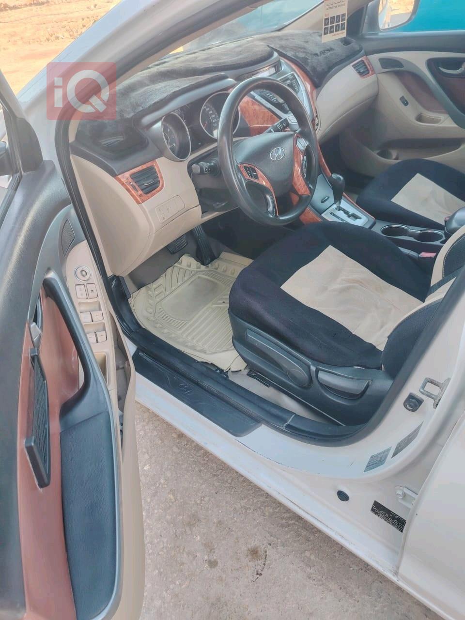 هیوندای ئەلەنترا